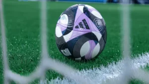 فيفا يحرّم ضمك من التعاقدات 18 شهراً ويضع النادي في أزمة غير مسبوقة